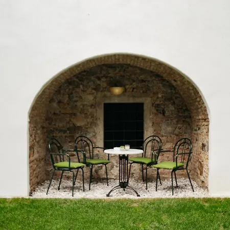 Apartmán 150 Steps To The Main Square *