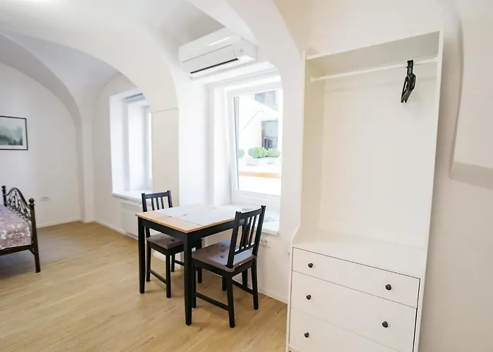 150 Steps To The Main Square