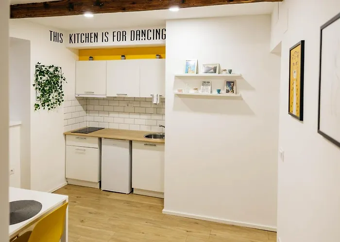 Apartmán 150 Steps To The Main Square *