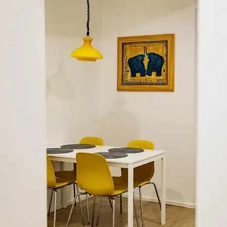 Apartman 150 Steps To The Main Square