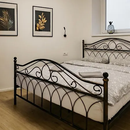 150 Steps To The Main Square Lubiana