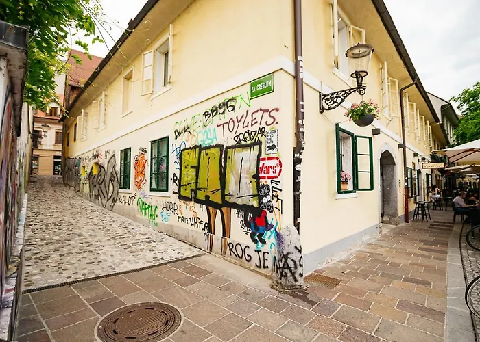 Apartman 150 Steps To The Main Square *