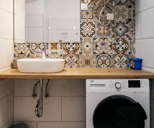 150 Steps To The Main Square